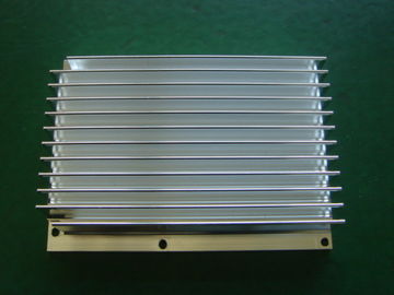 Szybkie Prototype CNC precyzyjnej obróbki aluminium Wyciskanie Radiator z powłoką konwersji