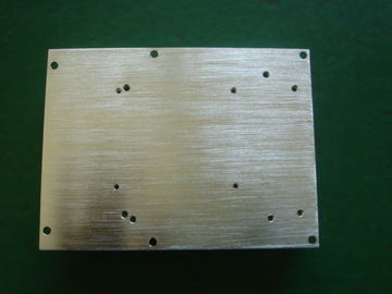 Szybkie Prototype CNC precyzyjnej obróbki aluminium Wyciskanie Radiator z powłoką konwersji